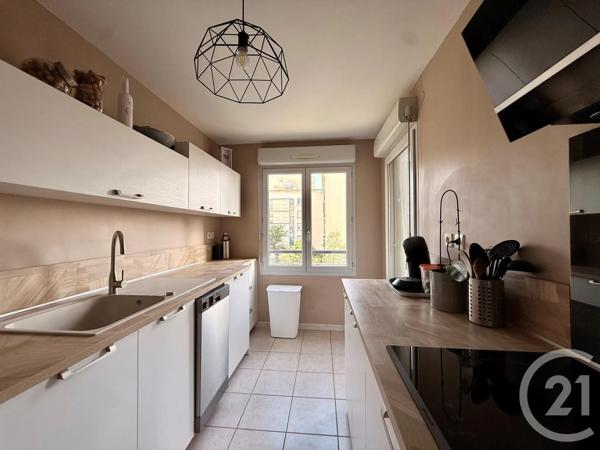 Appartement T4 à vendre  4 pièces - 81,58 m 2   VALENCE  - 26