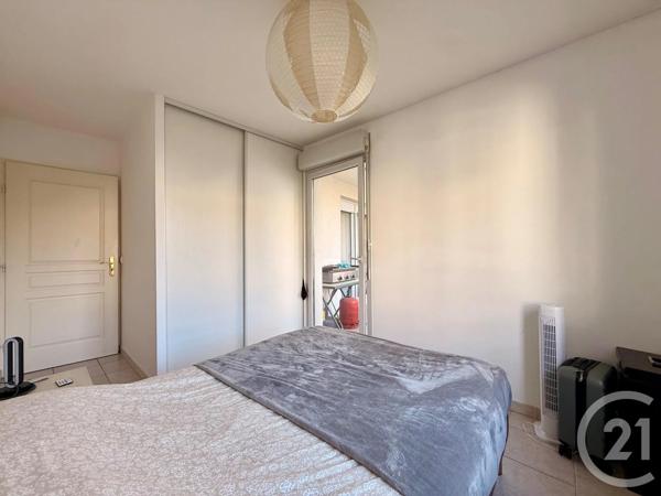 Appartement T4 à vendre  4 pièces - 81,58 m 2   VALENCE  - 26