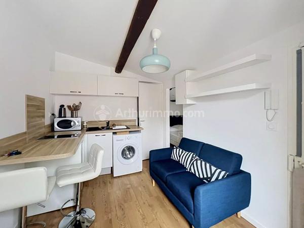 Location                                                      Appartement
                        
                     2 pièces                      17 m2                     à Chamalières