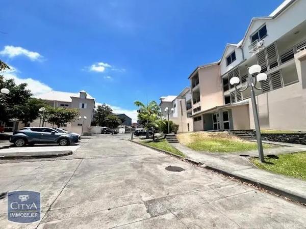 Appartement à louer 2 pièces 58.76m²