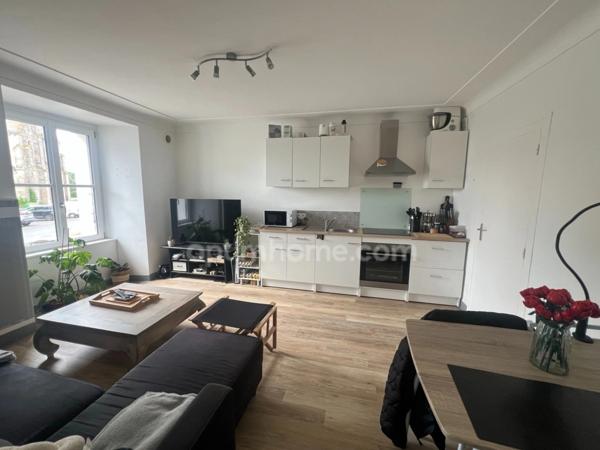 Maison à vendre 3 pièces LA CHAPELLE LARGEAU (79)