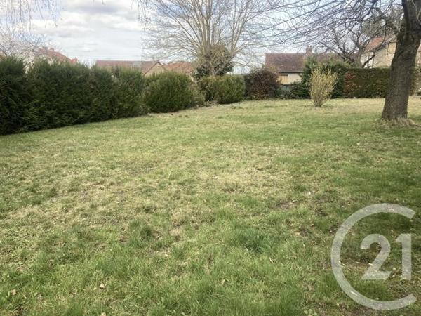 terrain à vendre  667 m2 MONTLUCON - 03