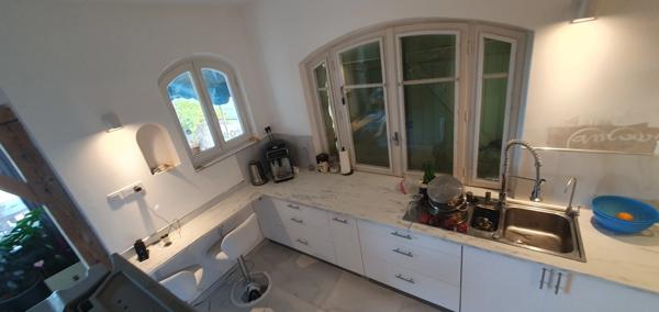 Maison familiale aux multiples possibilités à ALES
