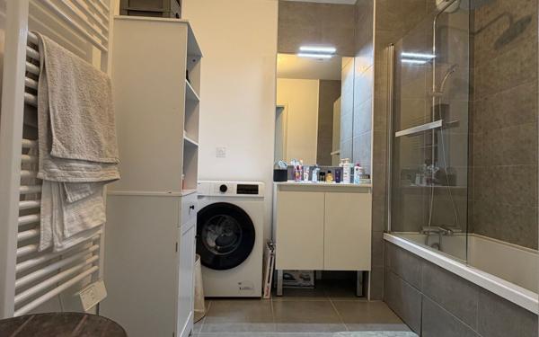 Appartement à vendre    3 pièces •  Brignais