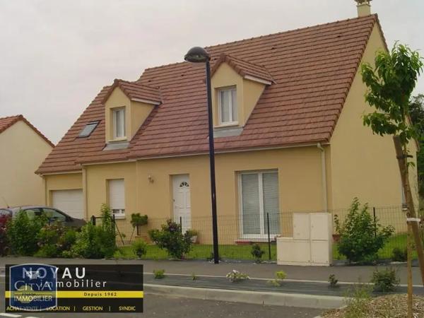 Maison à louer 5 pièces 142.82m² Condé-sur-Sarthe (61250)