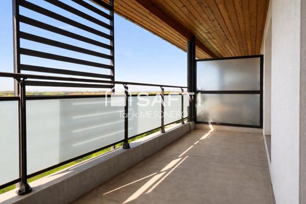 T4 lumineux avec vue Pyrénées et balcon plein sud