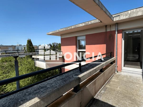 Location Appartement 4 pièces 86.64 m² - LES HAUTS SAUMONS - BAT B Chartres 28000