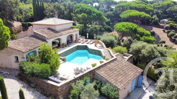 Maison à vendre  6 pièces - 261 m2 LA CROIX VALMER - 83