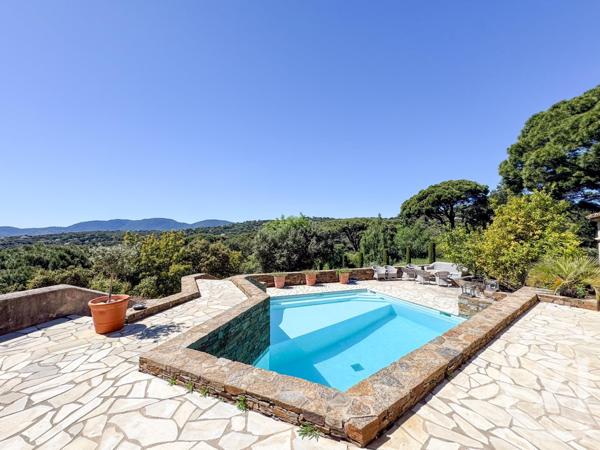 Maison à vendre  6 pièces - 261 m2 LA CROIX VALMER - 83