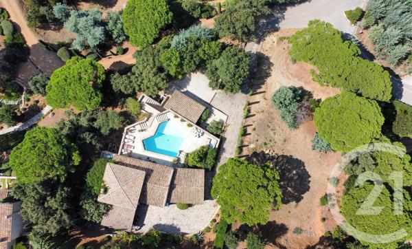 Maison à vendre  6 pièces - 261 m2 LA CROIX VALMER - 83