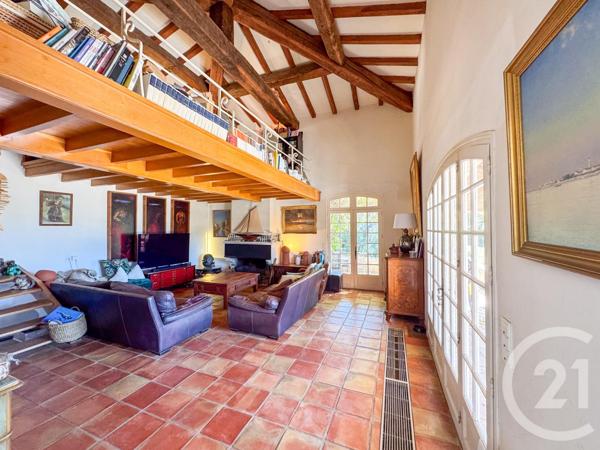 Maison à vendre  6 pièces - 261 m2 LA CROIX VALMER - 83
