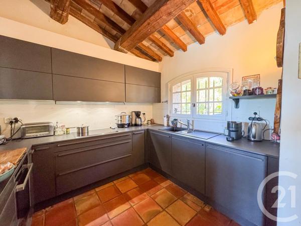 Maison à vendre  6 pièces - 261 m2 LA CROIX VALMER - 83