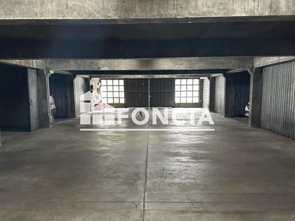 Location Parking - 46 AVENUE DE MONTLOUIS Champagne Au Mt D'or 69410