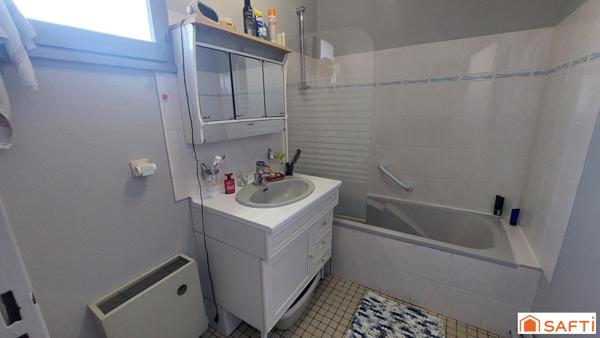 Plain-pied - proche bourg et lac Bel-air