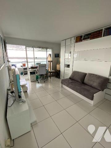 A ARCACHON - GIRONDE (33)
Superbe DUPLEX en 1ère ligne dans résidence de standing avec doubles...