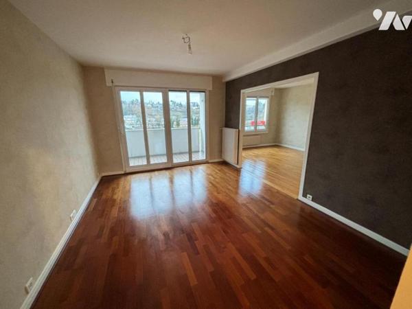 MONTBELIARD Proche centre - Appartement T3 (78 m2 habitables) avec terrasse, cave et garage