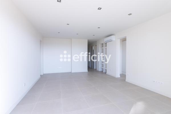 Appartement
         3 pièces
        - 56 m² Bien prestige 569 000 € *