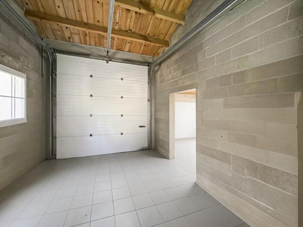 Maison de bonne construction - proche bourg