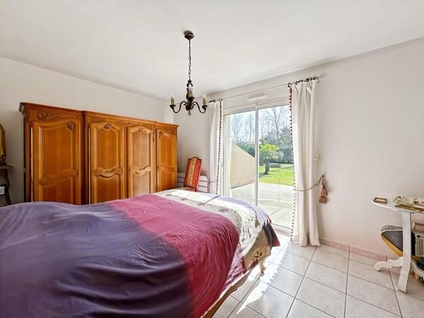 Maison de bonne construction - proche bourg