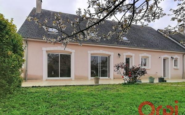 Maison à vendre    7 pièces •  Château-Renault