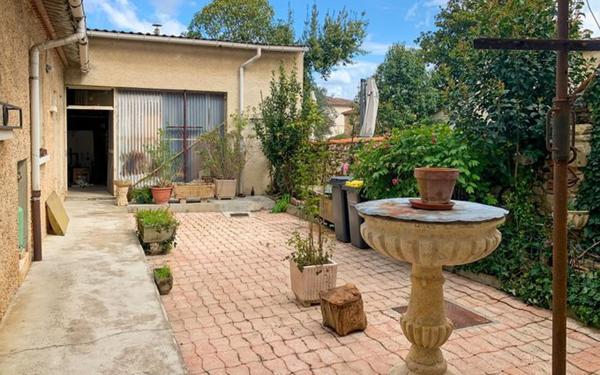 Maison à vendre    6 pièces •  Fleurance