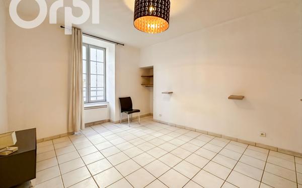 Appartement à louer    3 pièces •  Aubenas