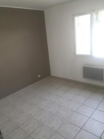 Appartement T3 avec balcon et garage - Sainte Tulle - Réf. 399