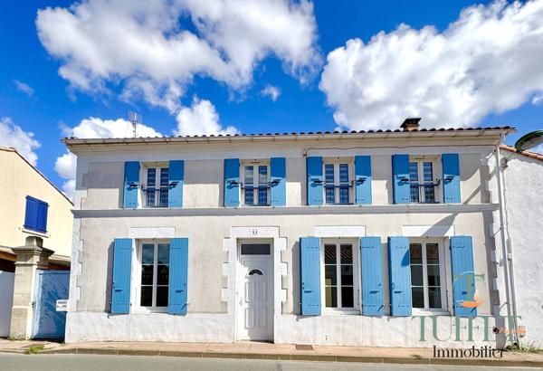 Maison de ville familiale pleine de charme – La Tremblade Centre Ville