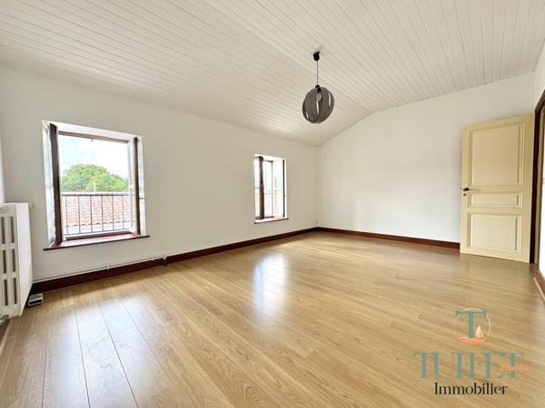 Maison de ville familiale pleine de charme – La Tremblade Centre Ville