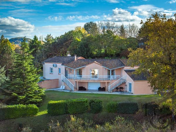 Maison rénovée à vendre en périphérie de Villeneuve-sur-Lot