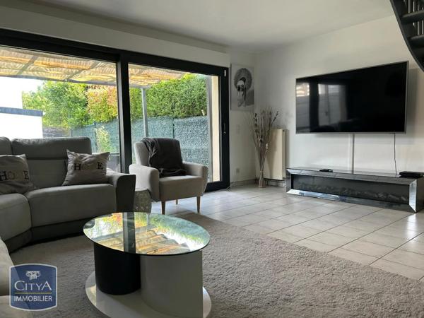 Maison à louer 4 pièces 92.58m² Amiens (80000)