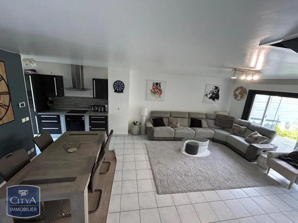 Maison à louer 4 pièces 92.58m² Amiens (80000)
