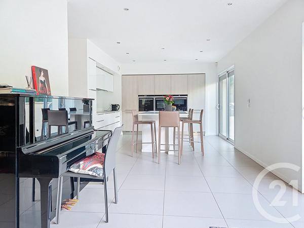 Maison à vendre  10 pièces - 215,79 m2 BOURG LA REINE - 92