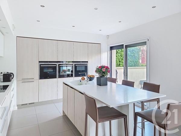 Maison à vendre  10 pièces - 215,79 m2 BOURG LA REINE - 92