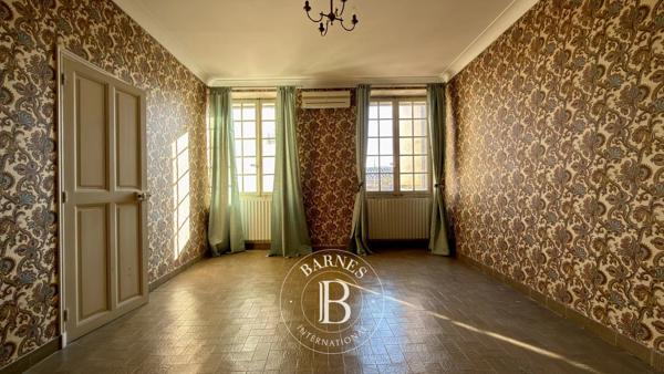 Avignon, Maison 6 Chambres -  320 m² à vendre