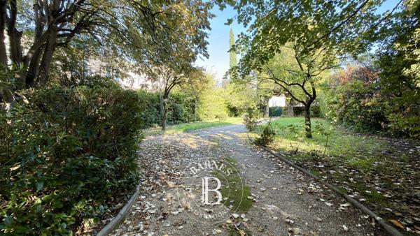 Avignon, Maison 6 Chambres -  320 m² à vendre