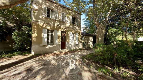 Avignon, Maison 6 Chambres -  320 m² à vendre