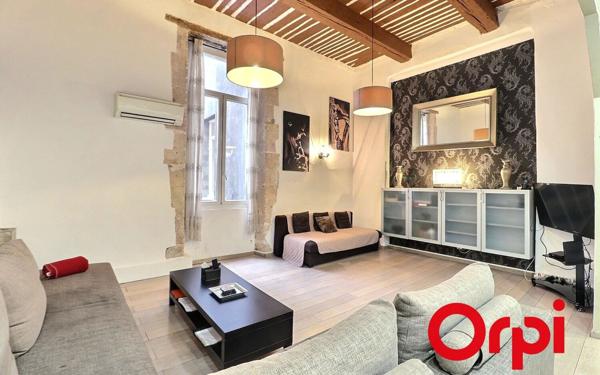 Appartement à vendre    3 pièces • 71,29 m2 Marseille 1