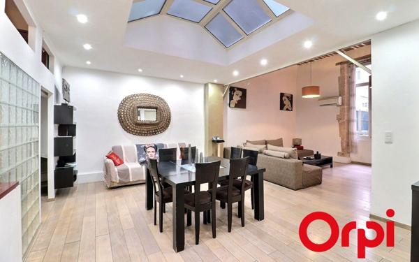 Appartement à vendre    3 pièces • 71,29 m2 Marseille 1