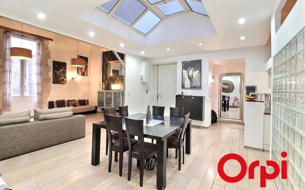 Appartement à vendre    3 pièces • 71,29 m2 Marseille 1