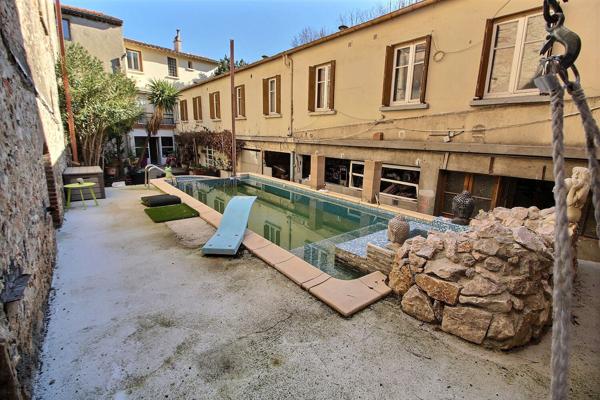 A VENDRE ESTAGEL OPPORTUNITE RARE POUR LOCATION COURTE DUREE OU CHAMBRES D'HOTES