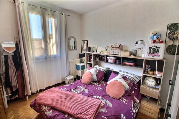 A VENDRE ESTAGEL OPPORTUNITE RARE POUR LOCATION COURTE DUREE OU CHAMBRES D'HOTES