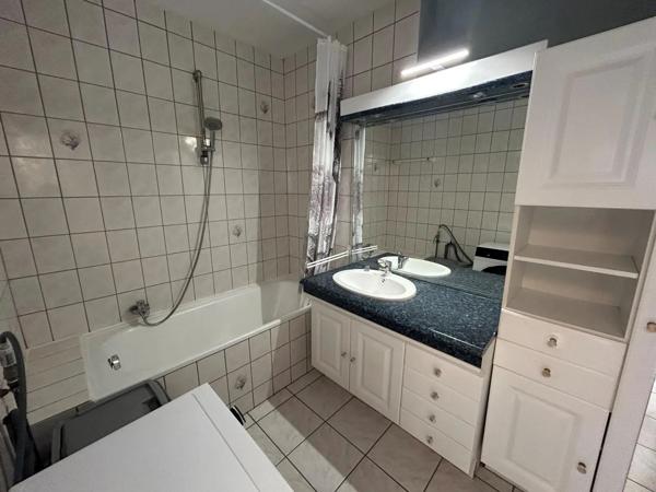 Appartement à louer 3 pièces 59.99m²