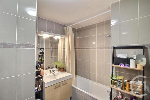 Appartement F2 à vendre  2 pièces - 39 m2 ROSNY SOUS BOIS - 93