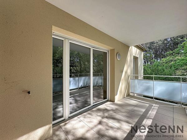 Appartement T2 de 43m2 au dernier étage d'une résidence récente à Rousset