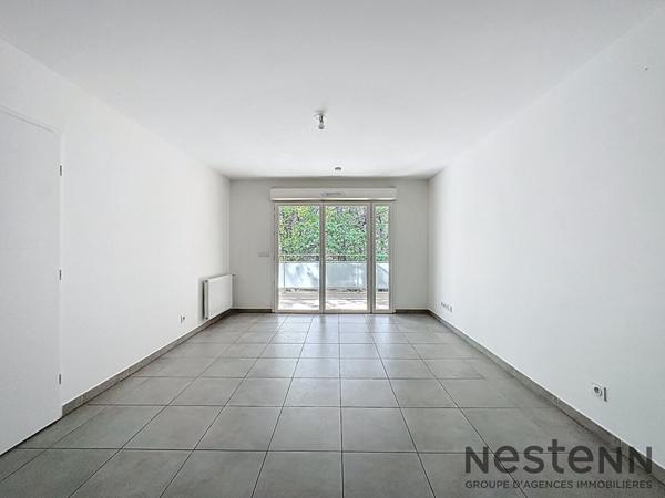 Appartement T2 de 43m2 au dernier étage d'une résidence récente à Rousset
