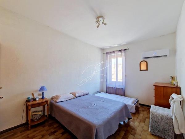 Immeuble 108 m², 2 apartements, garage et remise