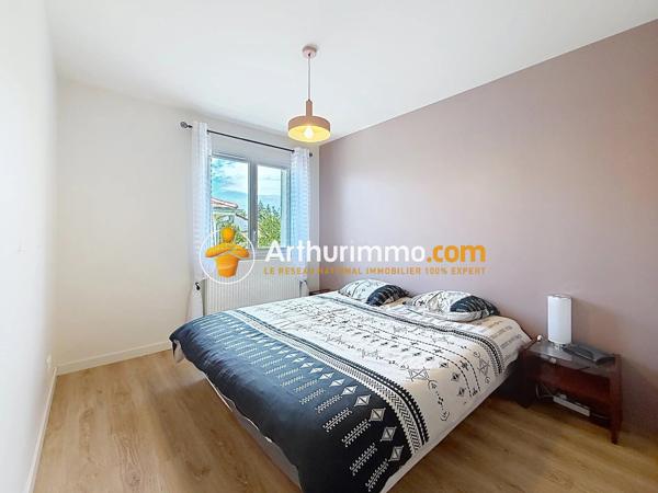 Vente                                                      Maison
                        
                     5 pièces                      118 m2                     à Bourgoin-Jallieu