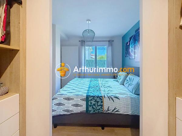 Vente                                                      Maison
                        
                     5 pièces                      118 m2                     à Bourgoin-Jallieu