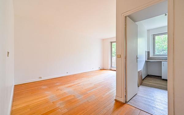 Appartement à vendre    2 pièces • 43,50 m2 Neuilly-sur-Seine